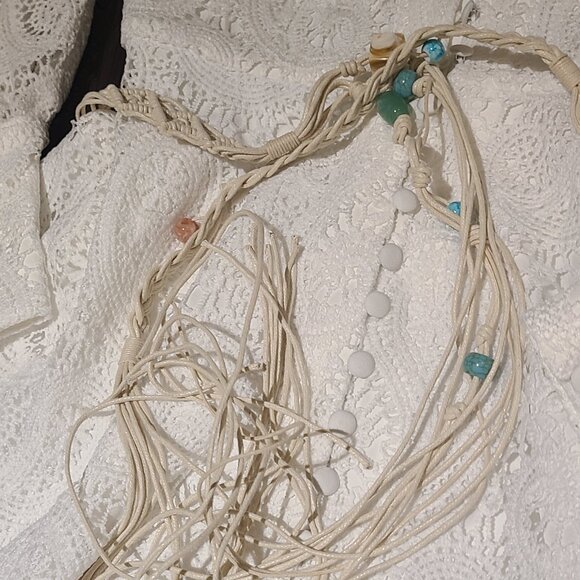 Woven Lace Dress with Puff Sleeves: Romantic Wedding/Beach Party (Shoredarling) - Picture 5 of 7